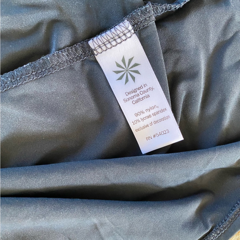 Athleta Sunlover UPF Split Back Tank Top in charcoal grey size M - Picture 4 of 6